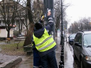 Plakaty znikają z ulic