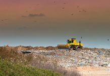 Wyniki kontroli składowisk – w lutym w Krynicy Working landfill site in the countryside