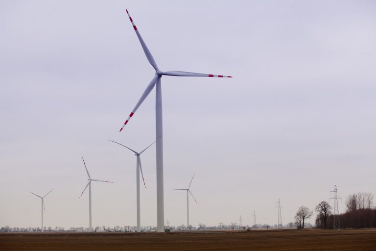 RWE  przyspiesza z projektami farm wiatrowych