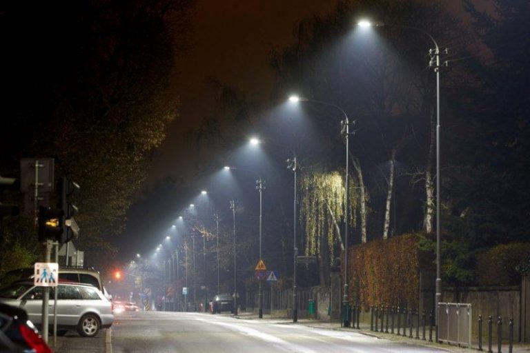 Świętokrzyskie gminy dostaną 14,5 mln zł na energooszczędne oświetlenie