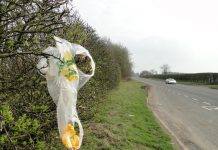 Posłowie ograniczają używanie plastikowych toreb Reklamówka plastikowa