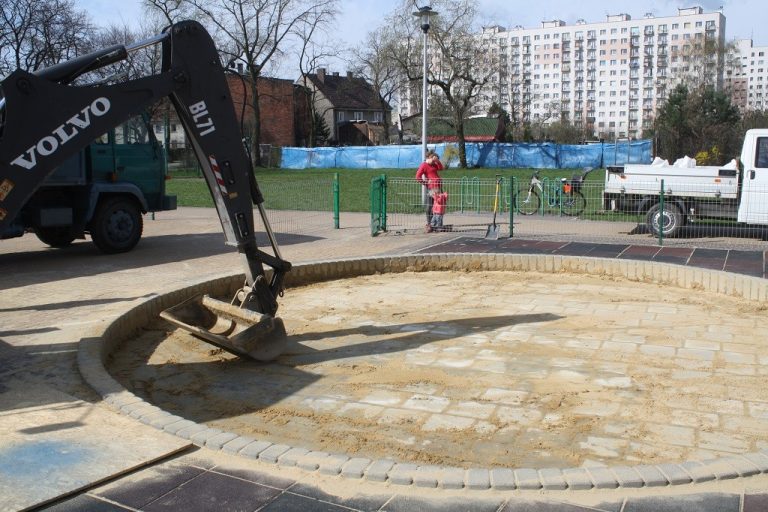 W trosce o najmłodszych - nowe życie gliwickich piaskownic [GALERIA]