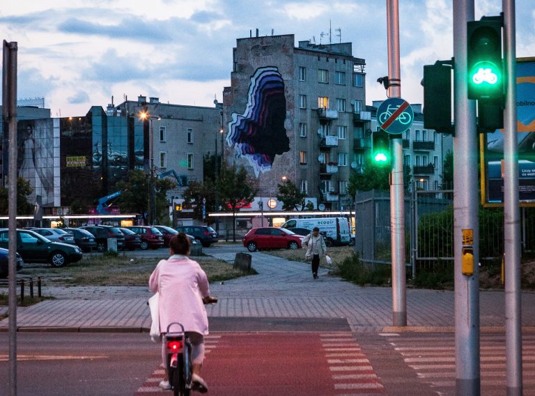 Uwaga, dziura! Czyli mural po warszawsku [ZDJĘCIA]