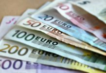 5, 10, 20, 50, 100, 200, 500 Euro