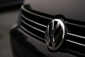 Komisja Europejska: Volkswagen powinien zapłacić odszkodowania obywatelom Unii