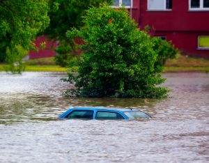 KZGW pyta Polaków o powódź