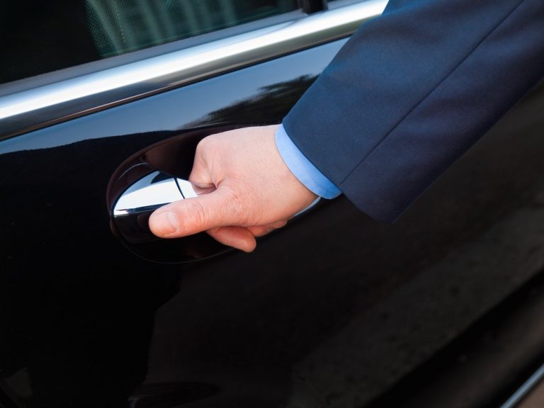 Uber startuje w dwóch nowych miastach w Polsce i oferuje darmowe przejazdy