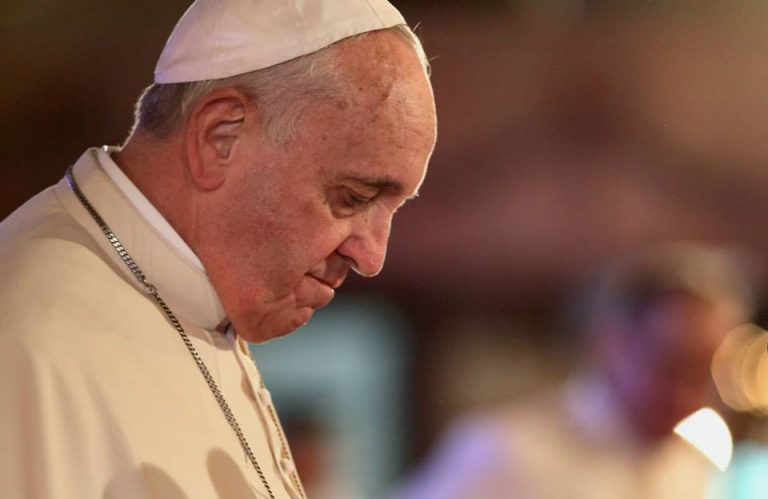 Papież Franciszek wzywa do porzucenia węgla na rzecz odnawialnych źródeł energii