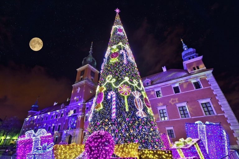 Iluminacje świąteczne w polskich miastach. Gdzie najpiękniej? [DUŻO ZDJĘĆ]