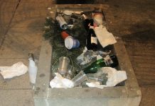 Warszawa: 7 ton śmieci po zabawie Sylwestrowej