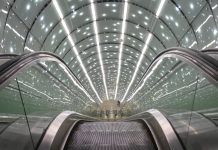 Warszawskie metro z własnymi magazynami energii Stacja metra w Warszawie