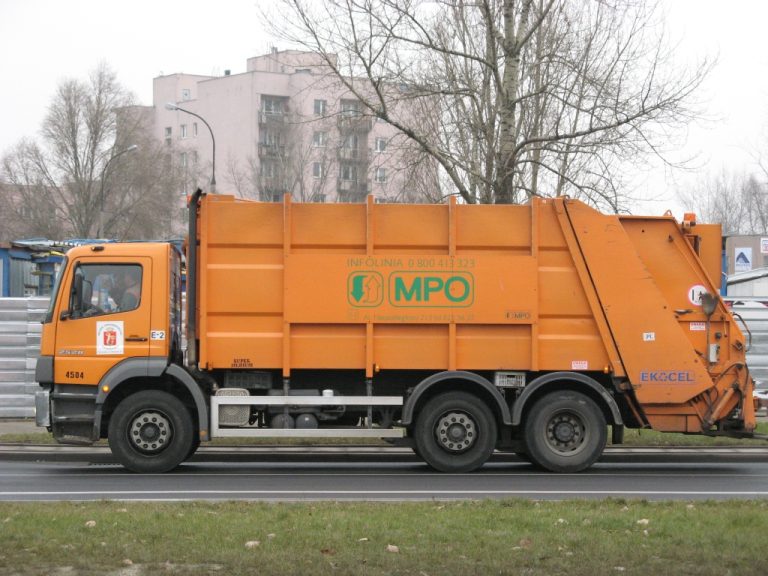 Bilans rewolucji śmieciowej w Warszawie [DEBATA ONLINE]