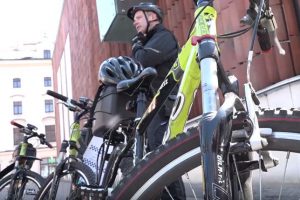 Krakowscy strażnicy miejscy rozpoczęli patrole rowerowe
