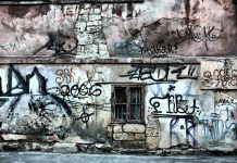 We Wrocławiu ruszyła akcja usuwania graffiti
