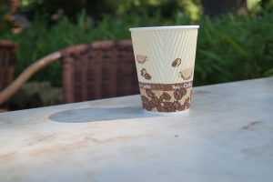 Papierowe kubki do kawy - globalny śmieciowy problem