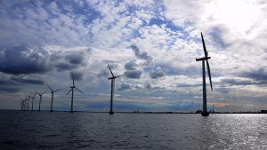Polska angażuje się w rozwój morskiej energetyki wiatrowej