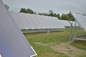 Kolektory słoneczne ogrzeją wodę w ostrołęckich placówkach medycznych