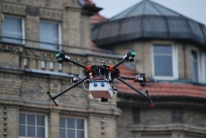 Latali dronem, aby zbadać jakość powietrza. Pojazd rozbił się ze względu na... smog