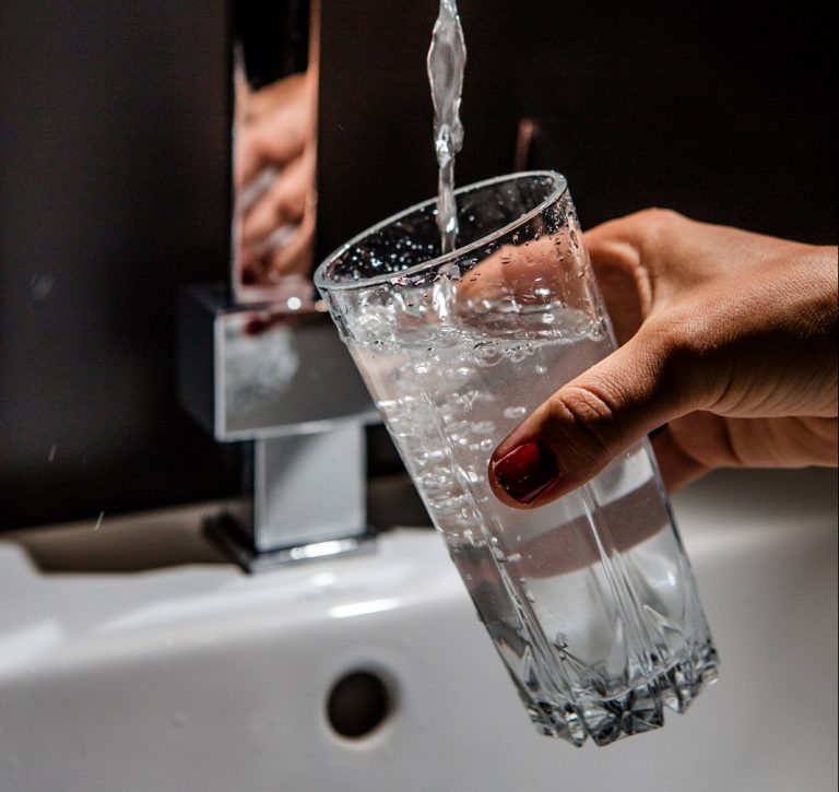 Warszawskie wodociągi nie chciały podwyżek cen wody. Wody Polskie odrzuciły wniosek taryfowy