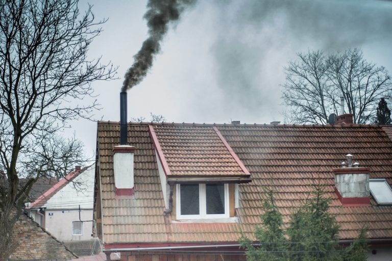 Smog: w powietrzu jest kilka tysięcy substancji szkodliwych