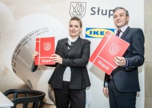 Słupsk dąży do zrównoważonego rozwoju. Prezydent Biedroń podpisał umowę na wsparcie energooszczędności