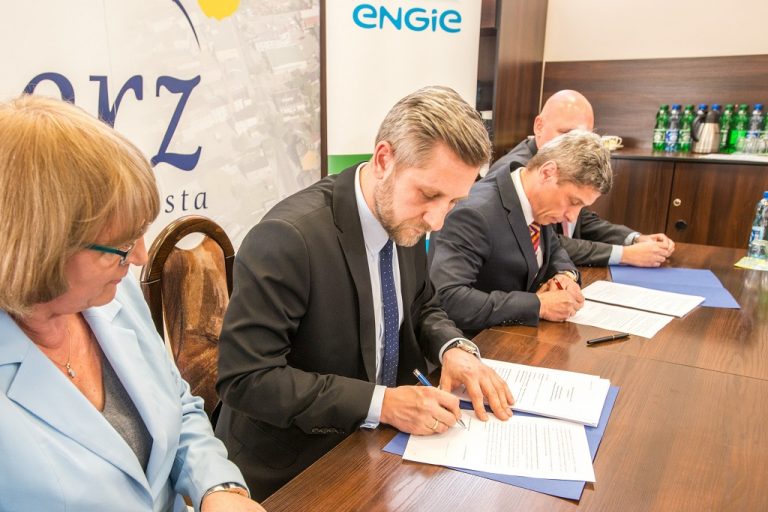 Szkoły, przedszkola i żłobki w Zgierzu zaoszczędzą. Budynki przejdą termodernizację w ramach PPP