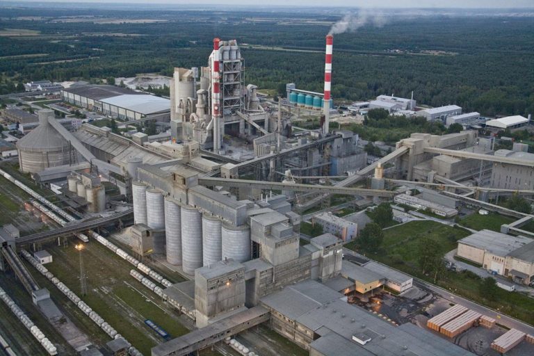 Polska grupa dostarczy 36 tys. ton paliwa z tekstyliów do Cementowni Ożarów