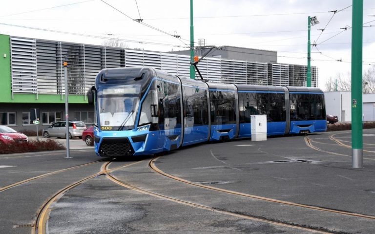 Umowa podpisana. Poznań będzie miał 50 nowych Moderusów Gamma
