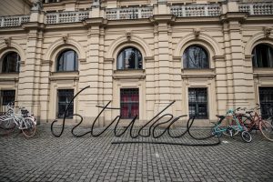 W Krakowie postawią stojaki rowerowe inspirowane Wyspiańskim