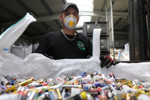 Eneris wchodzi w recykling baterii i akumulatorów