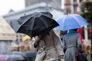 W całej Polsce silne ulewy i burze powodują zalania