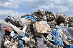 Komisja Europejska: będzie 1,3 mld euro na polską gospodarkę odpadami!