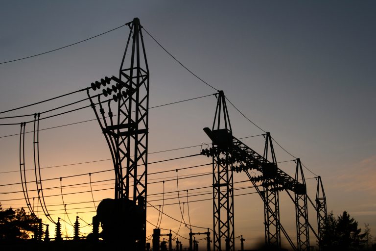 Polskie elektrownie mają jeszcze cztery lata na dostosowanie się do unijnych przepisów
