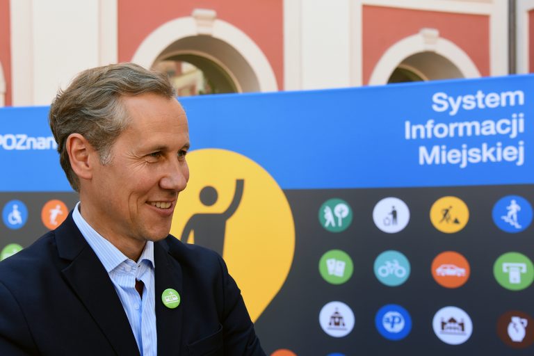 Poznań ma nowy system informacji miejskiej. Ma pomóc m.in. turystom