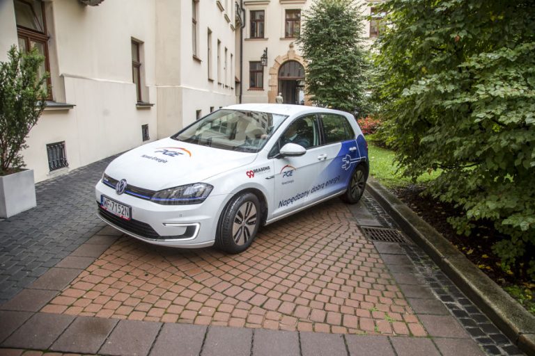 Kraków car-sharing samochód elektryczny 4