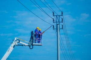 Transformacja energetyczna i cyfrowa to konieczność, ocenia ekonomista PKO