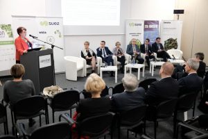 Opłaty za deszczówkę będą uwzględniane w taryfach? Ministerstwo chce takiego zapisu