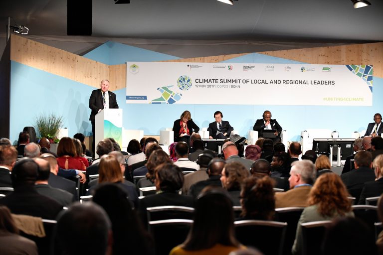Samorządowcy z 60 krajów przyjęli w Bonn deklarację klimatyczną