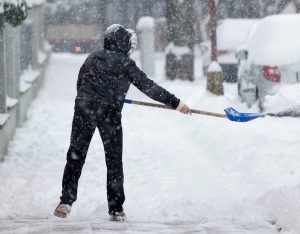 Nieodśnieżony chodnik? Grozi za to wysoka kara!