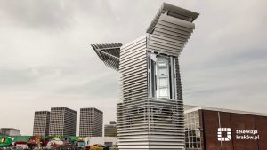 W Krakowie stanęła instalacja Smog Free Tower. To symbol walki o czyste powietrze