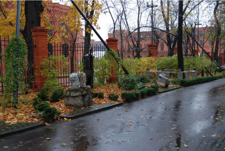 Zabytkowy ogród przy Pałacu Poznańskich w Łodzi będzie odnowiony