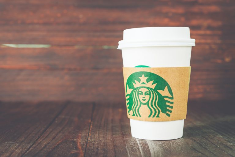 Starbucks chce stworzyć kubek przyjazny środowisku. Zainwestuje 10 mln dolarów w ekoprojekty