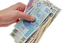 Aresztowany sekretarz Warszawy wciąż dostaje z ratusza prawie 10 tys. zł miesięcznie. To połowa jego dotychczasowego wynagrodzenia