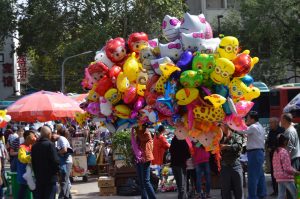 Samorządy w Norwegii zakazują sprzedaży… balonów z helem