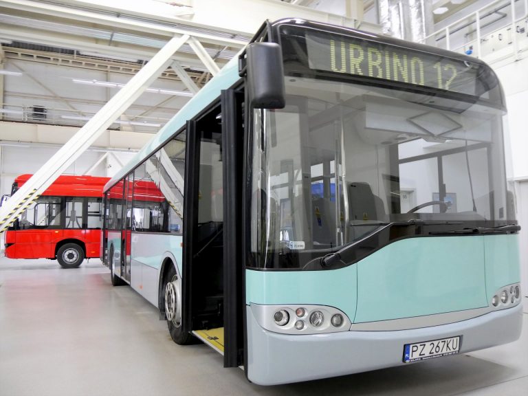 Elektryczne autobusy w Stalowej Woli i Szczecinie