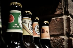 Kolejne samorządy ograniczają sprzedaż alkoholu
