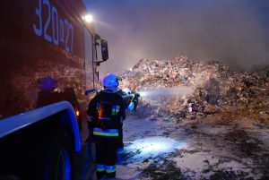 Pożar sortowni odpadów w Jastrzębiu Zdroju