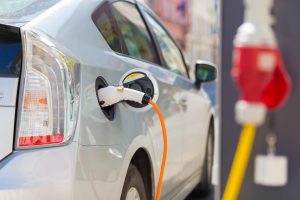 Ponad 200 ultraszybkich ładowarek do elektryków może powstać przy A1 i A2