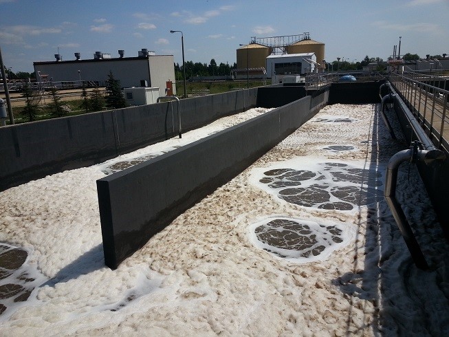 Spór o ścieki. Nitro-Chem pozywa Chemwik na 20 mln