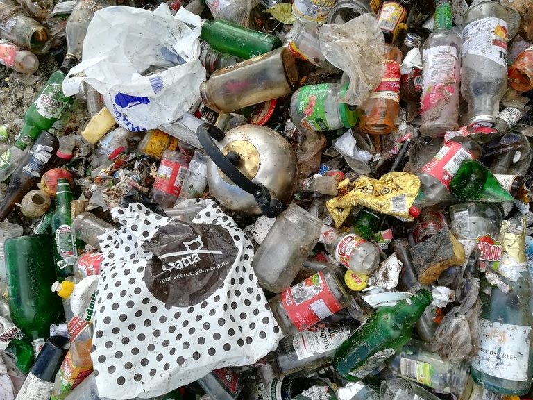 Problem z segregacją odpadów w Gnieźnie. Prezydent apeluje na Facebooku